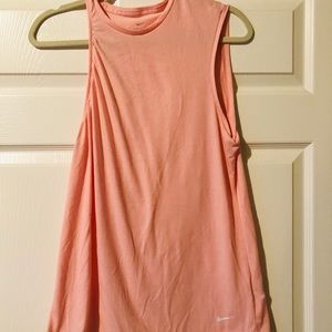 Mike women’s medium tank -angled sleeve